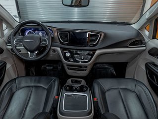 Chrysler Pacifica  2018 à St-Jérôme, Québec - 12 - w320h240px