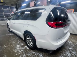 2022 Chrysler Pacifica in St-Jérôme, Quebec - 5 - w320h240px