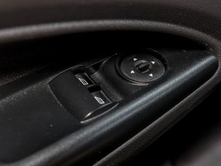 Ford Transit Connect  2017 à St-Jérôme, Québec - 22 - w320h240px
