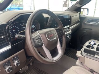 2023 GMC Sierra 1500 in St-Jérôme, Quebec - 3 - w320h240px