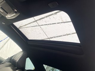 2017 Infiniti Q60 in St-Jérôme, Quebec - 3 - w320h240px