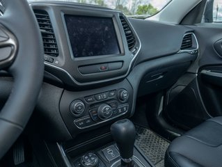 2022 Jeep Cherokee in St-Jérôme, Quebec - 22 - w320h240px