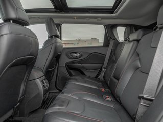 2023 Jeep Cherokee in St-Jérôme, Quebec - 32 - w320h240px
