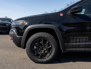 2023 Jeep Cherokee in St-Jérôme, Quebec - 39 - w320h240px