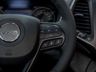 2023 Jeep Cherokee in St-Jérôme, Quebec - 15 - w320h240px