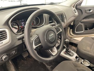 2020 Jeep Compass in St-Jérôme, Quebec - 3 - w320h240px