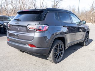 Jeep Compass  2024 à St-Jérôme, Québec - 9 - w320h240px