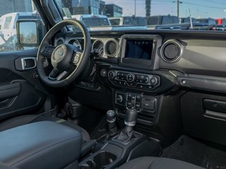 2023 Jeep Gladiator in St-Jérôme, Quebec - 25 - w320h240px