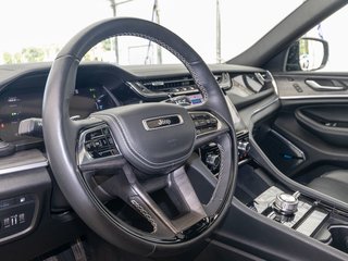 2023 Jeep Grand Cherokee 4xe in St-Jérôme, Quebec - 5 - w320h240px