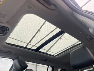2021 Jeep Grand Cherokee L in St-Jérôme, Quebec - 12 - w320h240px