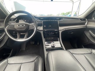 2023 Jeep Grand Cherokee L in St-Jérôme, Quebec - 12 - w320h240px