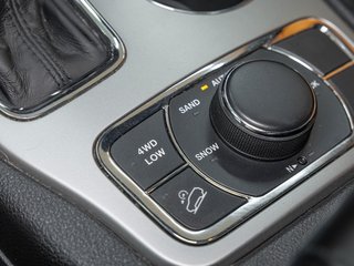 Jeep Grand Cherokee  2018 à St-Jérôme, Québec - 23 - w320h240px