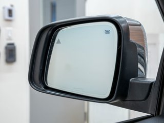 Jeep Grand Cherokee  2018 à St-Jérôme, Québec - 32 - w320h240px