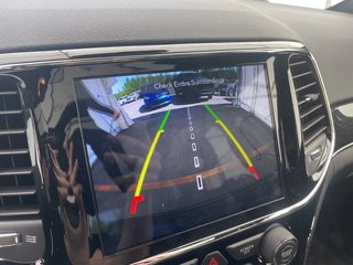 Jeep Grand Cherokee  2020 à St-Jérôme, Québec - 16 - w320h240px