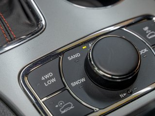Jeep Grand Cherokee  2020 à St-Jérôme, Québec - 24 - w320h240px