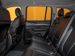 Jeep Grand Cherokee  2023 à St-Jérôme, Québec - 30 - w320h240px