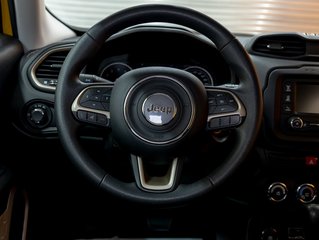 Jeep Renegade  2015 à St-Jérôme, Québec - 12 - w320h240px