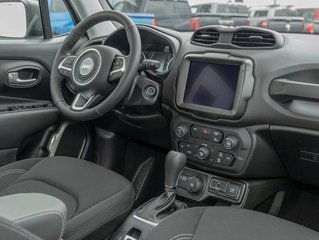 2023 Jeep Renegade in St-Jérôme, Quebec - 29 - w320h240px