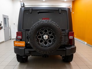 2016 Jeep Wrangler Unlimited in St-Jérôme, Quebec - 8 - w320h240px
