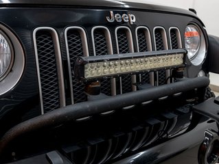 2016 Jeep Wrangler Unlimited in St-Jérôme, Quebec - 11 - w320h240px