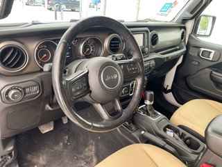 2019 Jeep Wrangler Unlimited in St-Jérôme, Quebec - 3 - w320h240px