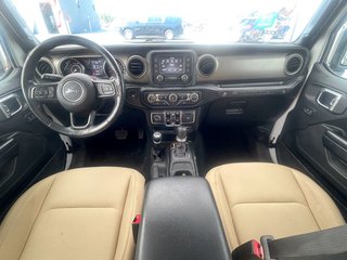 2019 Jeep Wrangler Unlimited in St-Jérôme, Quebec - 10 - w320h240px