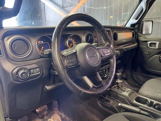 2021 Jeep Wrangler in St-Jérôme, Quebec - 3 - w320h240px