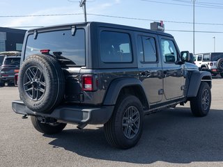 Jeep Wrangler  2024 à St-Jérôme, Québec - 8 - w320h240px