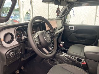 2024 Jeep Wrangler in St-Jérôme, Quebec - 3 - w320h240px