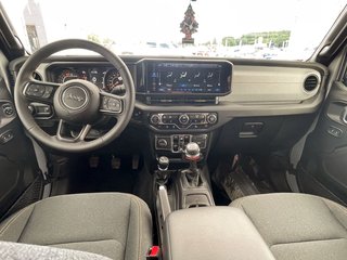2024 Jeep Wrangler in St-Jérôme, Quebec - 10 - w320h240px