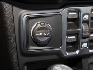 2025 Jeep Wrangler in St-Jérôme, Quebec - 21 - w320h240px