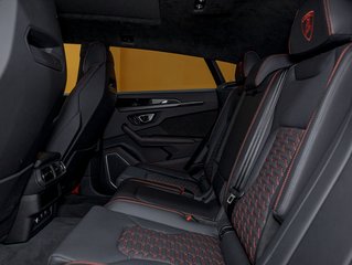 Lamborghini Urus  2024 à St-Jérôme, Québec - 17 - w320h240px