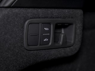 Lamborghini Urus  2024 à St-Jérôme, Québec - 33 - w320h240px