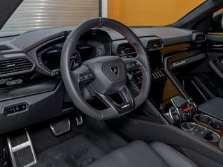 Lamborghini Urus  2024 à St-Jérôme, Québec - 2 - w320h240px