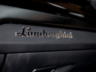 Lamborghini Urus  2024 à St-Jérôme, Québec - 34 - w320h240px