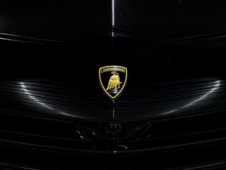 Lamborghini Urus  2024 à St-Jérôme, Québec - 35 - w320h240px