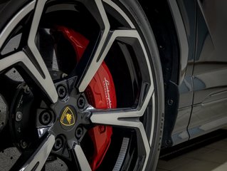 Lamborghini Urus  2024 à St-Jérôme, Québec - 38 - w320h240px
