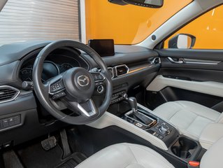 2021 Mazda CX-5 in St-Jérôme, Quebec - 2 - w320h240px