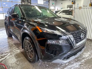 Nissan Rogue  2023 à St-Jérôme, Québec - 9 - w320h240px