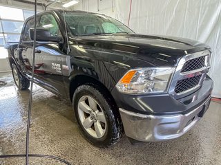 2021 Ram 1500 Classic in St-Jérôme, Quebec - 9 - w320h240px