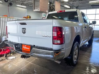 Ram 1500 Classic  2023 à St-Jérôme, Québec - 8 - w320h240px