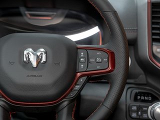 2025 Ram 1500 in St-Jérôme, Quebec - 15 - w320h240px