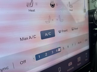 2025 Ram 1500 in St-Jérôme, Quebec - 16 - w320h240px
