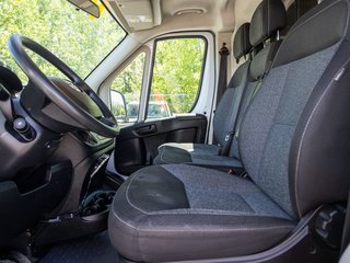 2017 Ram ProMaster Cargo Van in St-Jérôme, Quebec - 10 - w320h240px