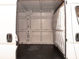 Ram ProMaster Cargo Van  2023 à St-Jérôme, Québec - 26 - w320h240px