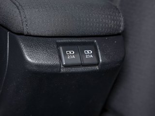 Toyota PRIUS PRIME  2021 à St-Jérôme, Québec - 27 - w320h240px