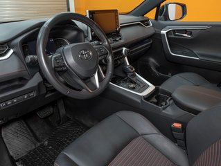 Toyota RAV4 Prime  2021 à St-Jérôme, Québec - 2 - w320h240px