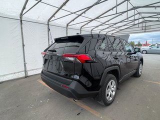 Toyota RAV4  2023 à St-Jérôme, Québec - 8 - w320h240px