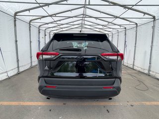 Toyota RAV4  2023 à St-Jérôme, Québec - 6 - w320h240px