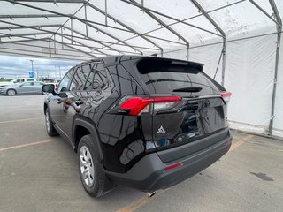 Toyota RAV4  2023 à St-Jérôme, Québec - 5 - w320h240px